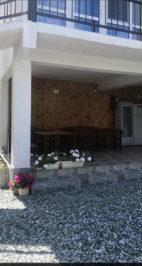 Гостевой Дом Белый Лотос Gagra Exterior photo